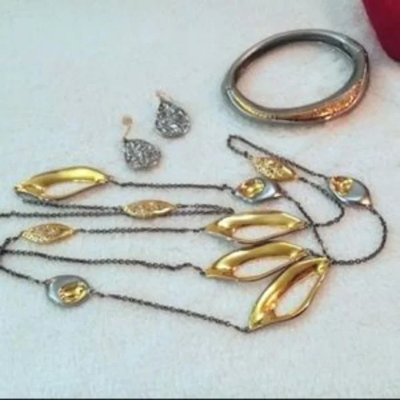 Alexis Bittar Swarovski Crystal Teardrop Gunmetal Gray Dangle Earrings